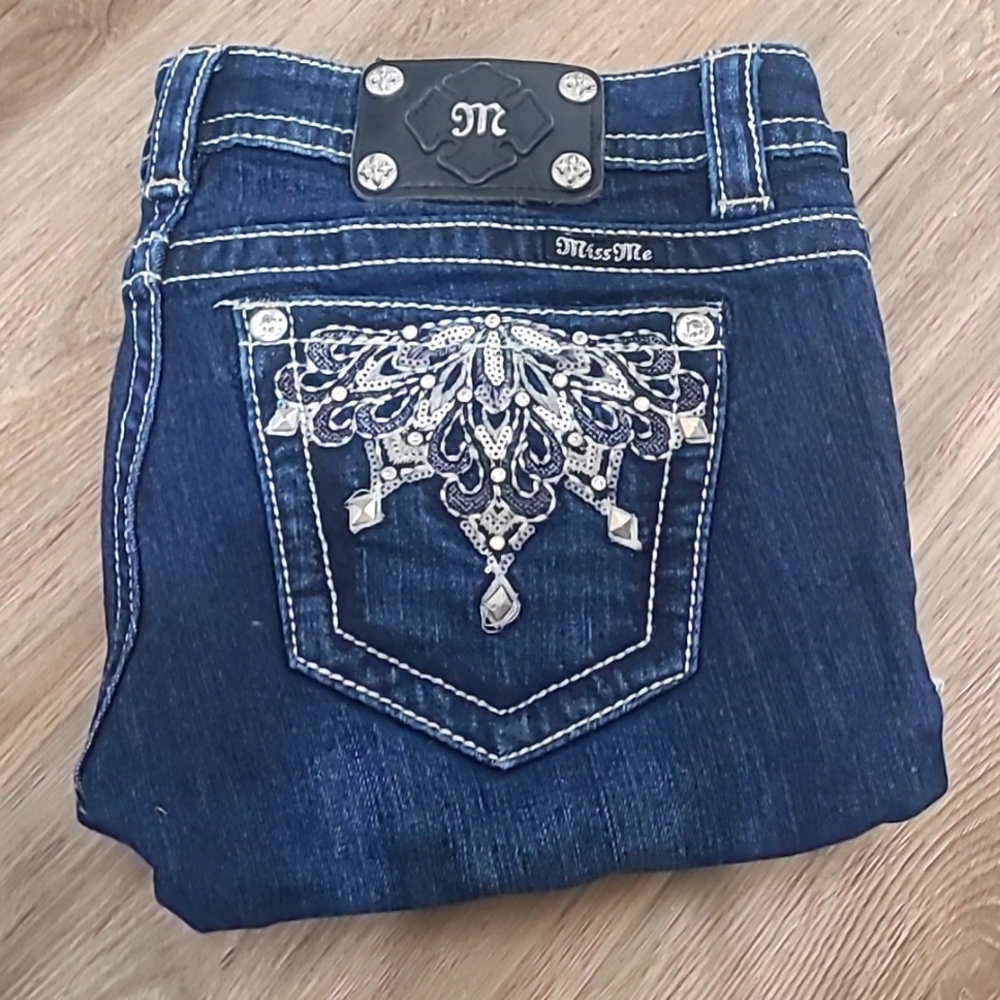 Miss Me Signature Boot Cut Jeans Size 28